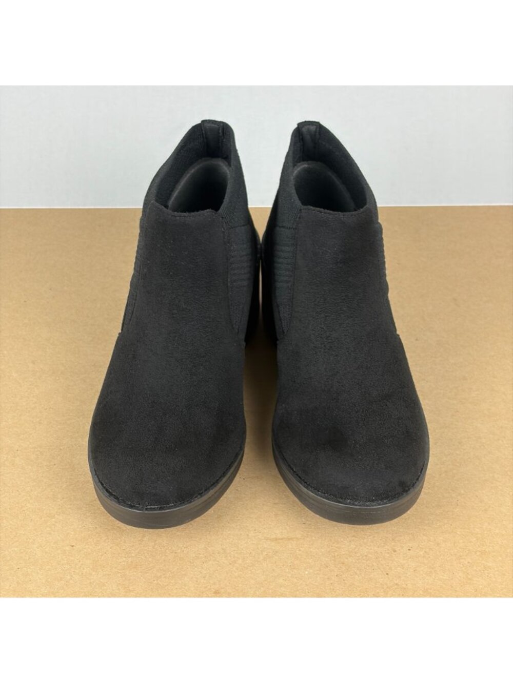 Lifestride Bzees Outlook Knit Ankle Boots Womens 6 Black Faux Suede Pull On - Picture 2 of 10